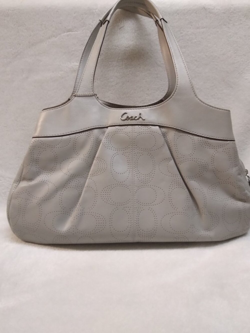 LAdies Coach Leatther Beige Bag 11 x 17